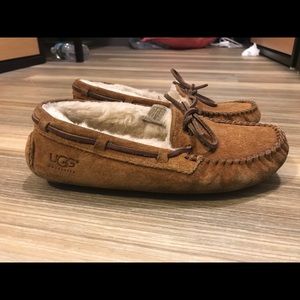 UGG moccasins-chestnut
